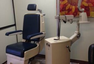OPHTHALMIC CHAIR AND STAND